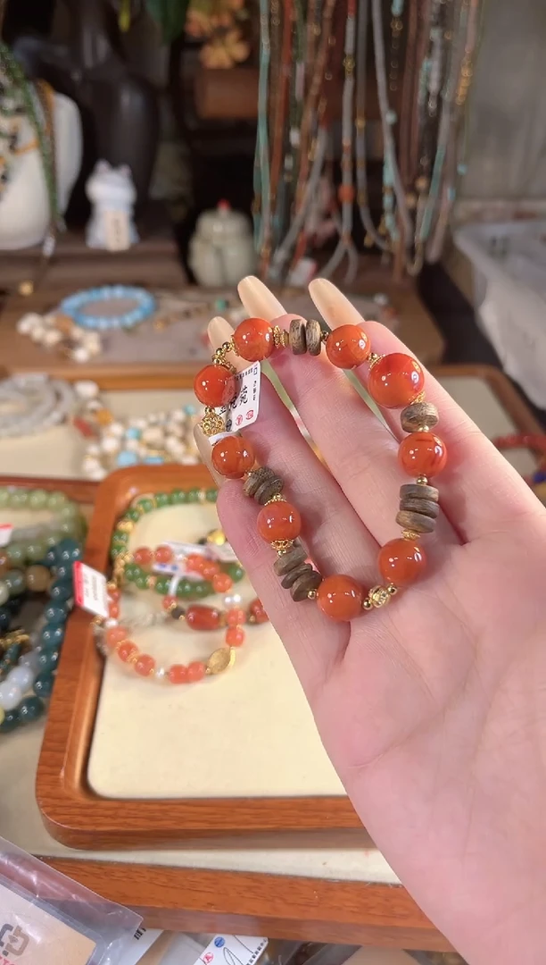 【闪购商品】南红玛瑙手链银S925镶嵌多样性发货其一