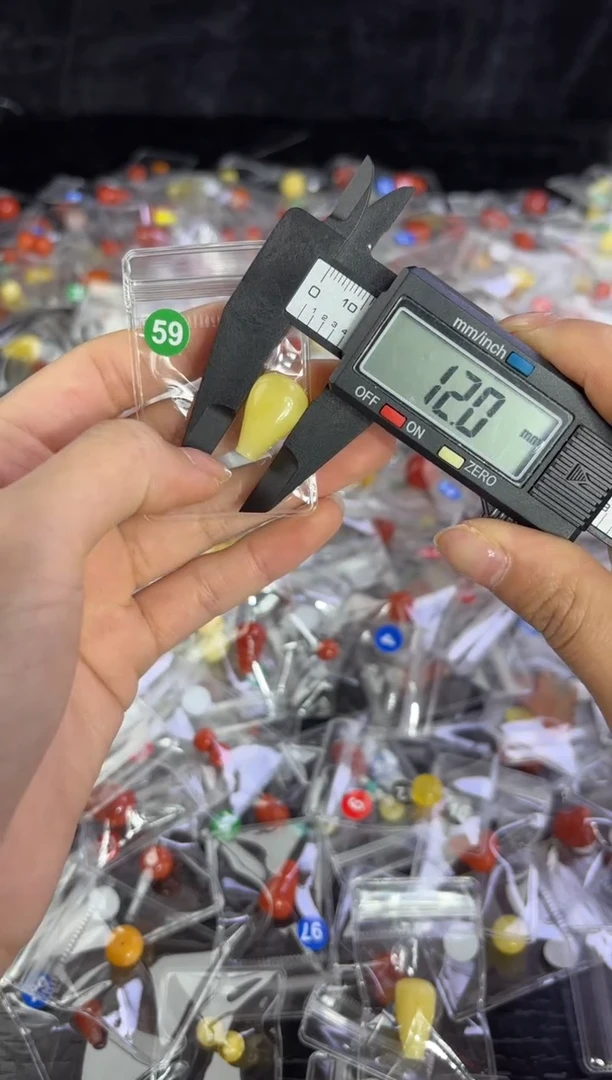 裸石蜜蜡未镶嵌多样性发货