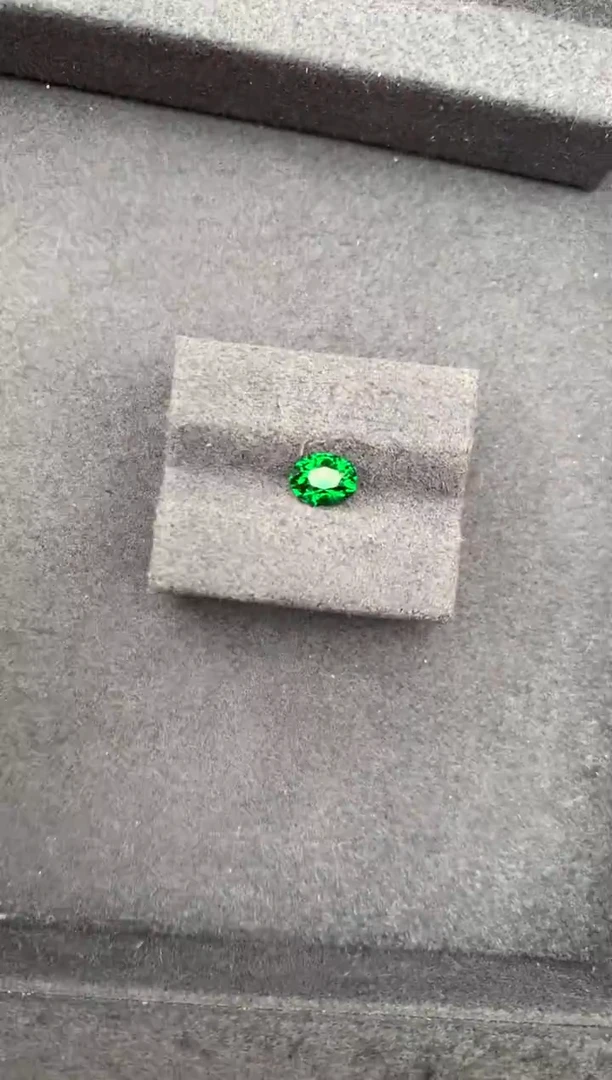 未镶嵌珠宝半成品石榴石（沙弗莱）1ct沙弗莱  定制  GE