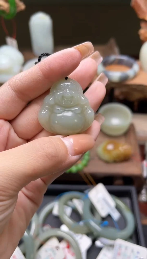 和田玉未镶嵌吊坠(不含链)且末青白 佛公9008005