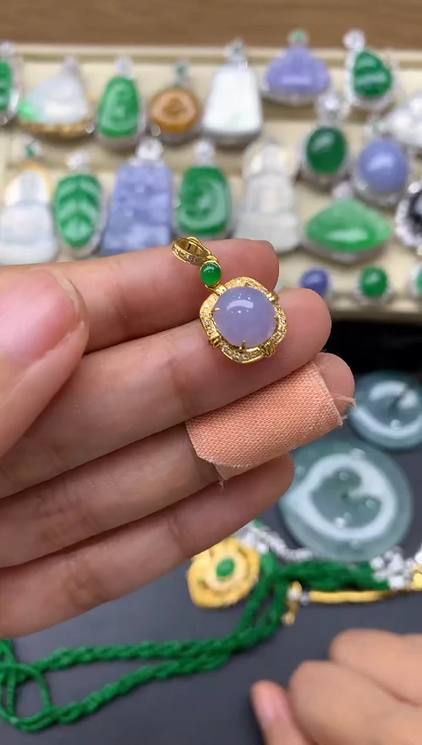 翡翠18K金镶嵌颈饰275-中国好珍宝