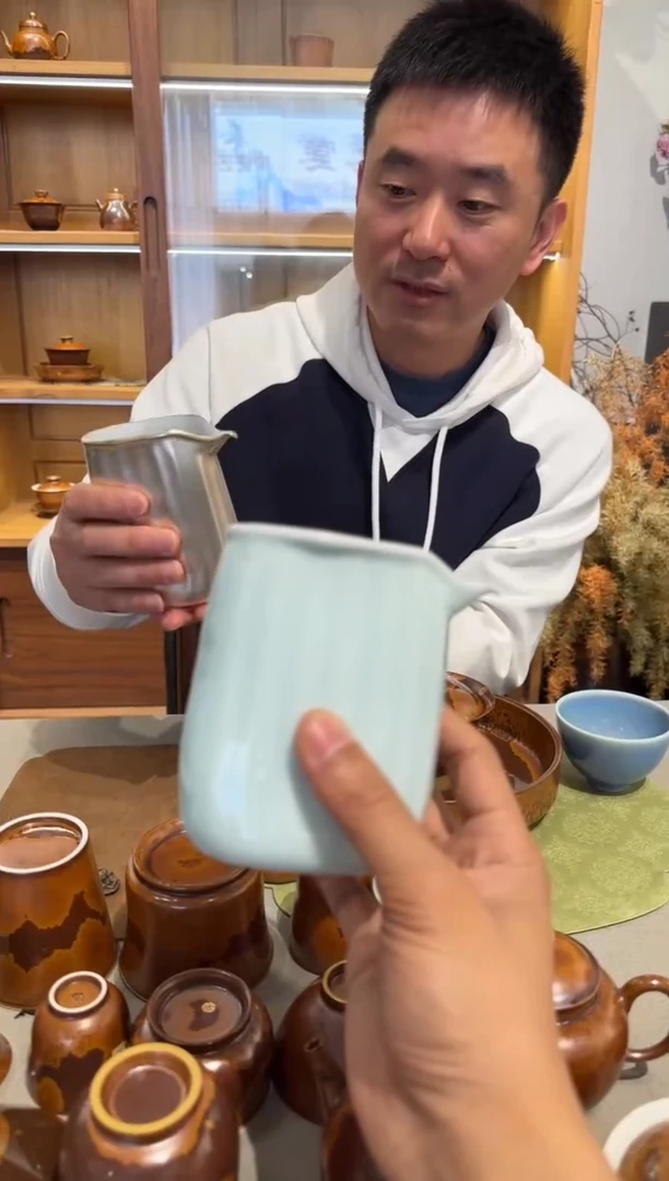 荣器 青白鹰嘴公道杯