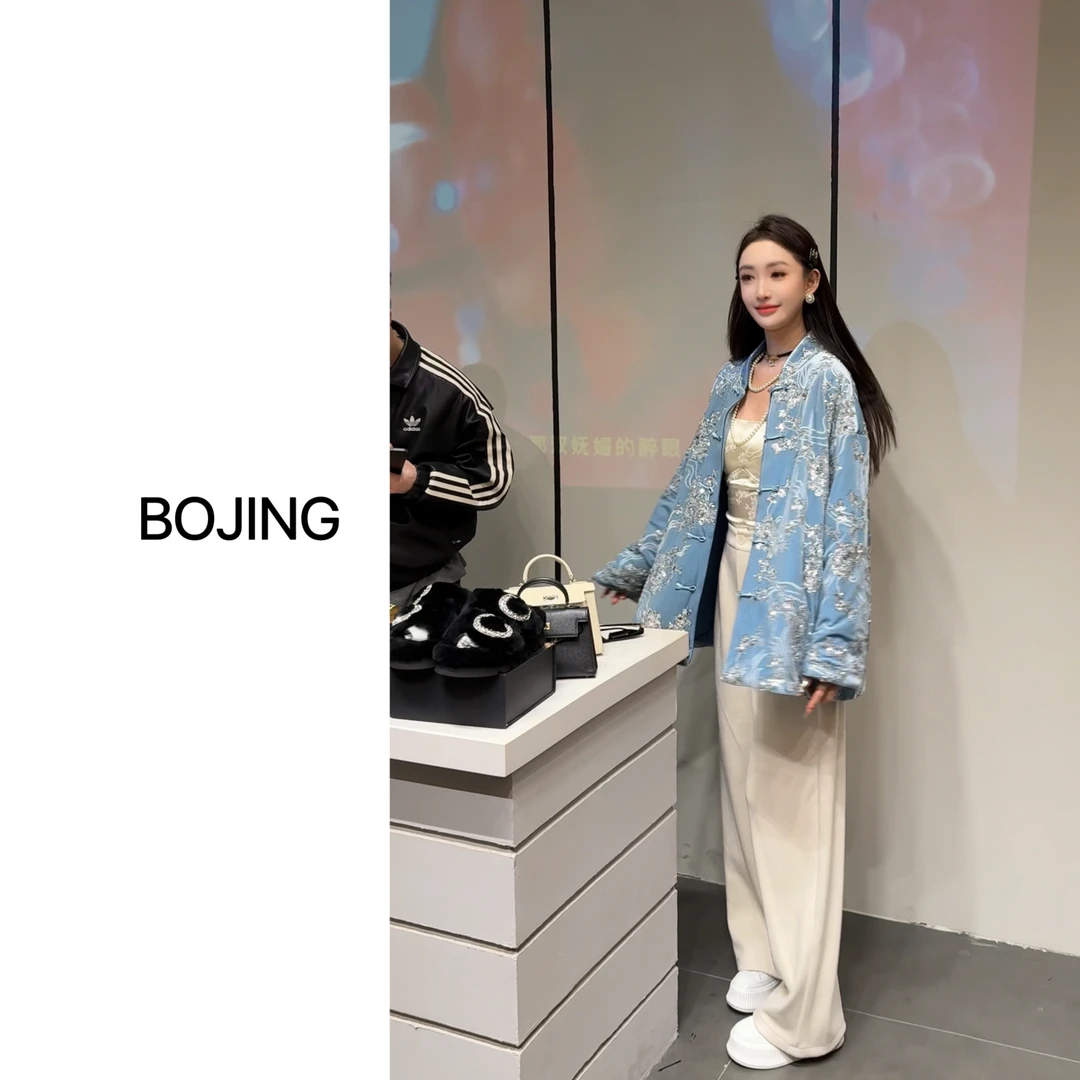 1现货【踏雪】新中式丝绒刺绣人丝冬季复古宽松棉服