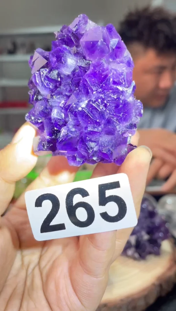 未镶嵌水晶大型摆件（非配饰）紫水晶簇265