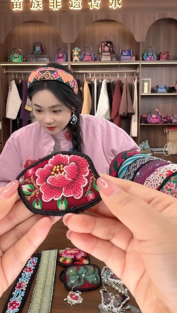 刺绣扶光苗绣传承35
