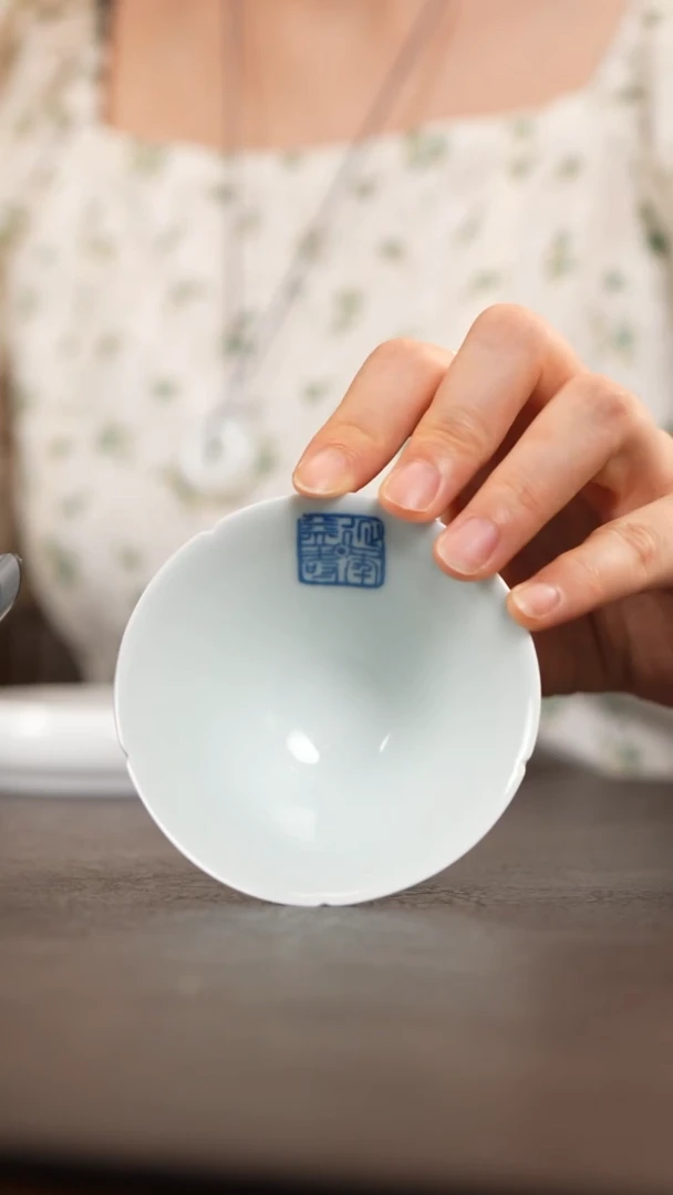 景德镇*九段斗笠杯