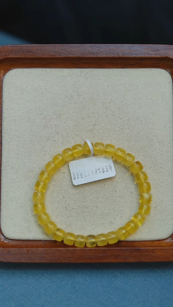 未镶嵌琥珀手链w1