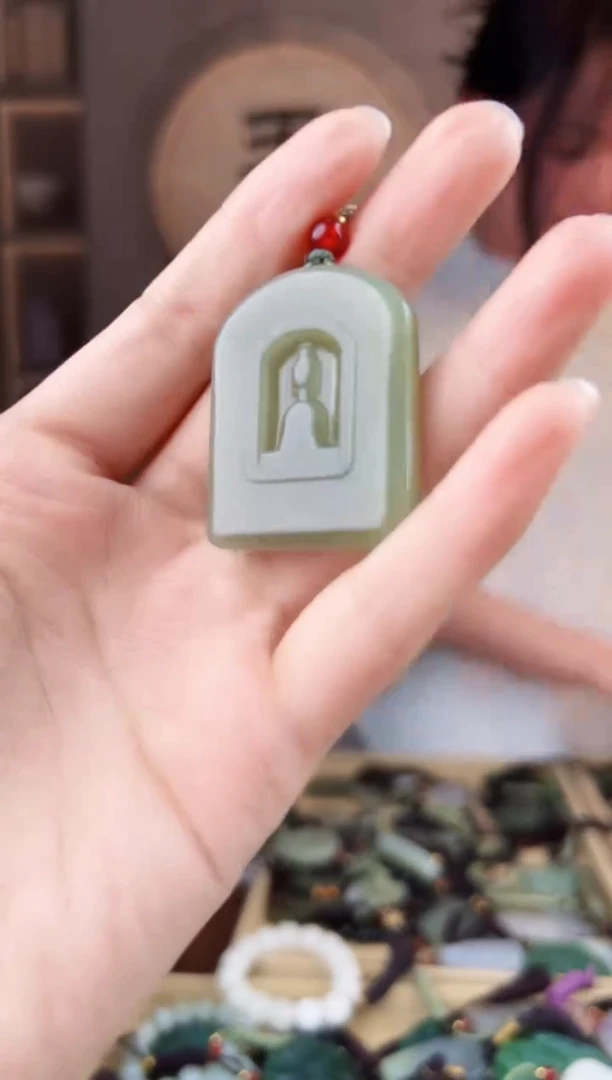 颈饰未镶嵌和田玉拍一发一，多样性发货