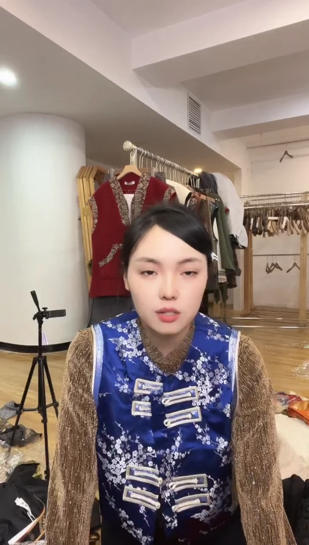 L码       120斤   马甲