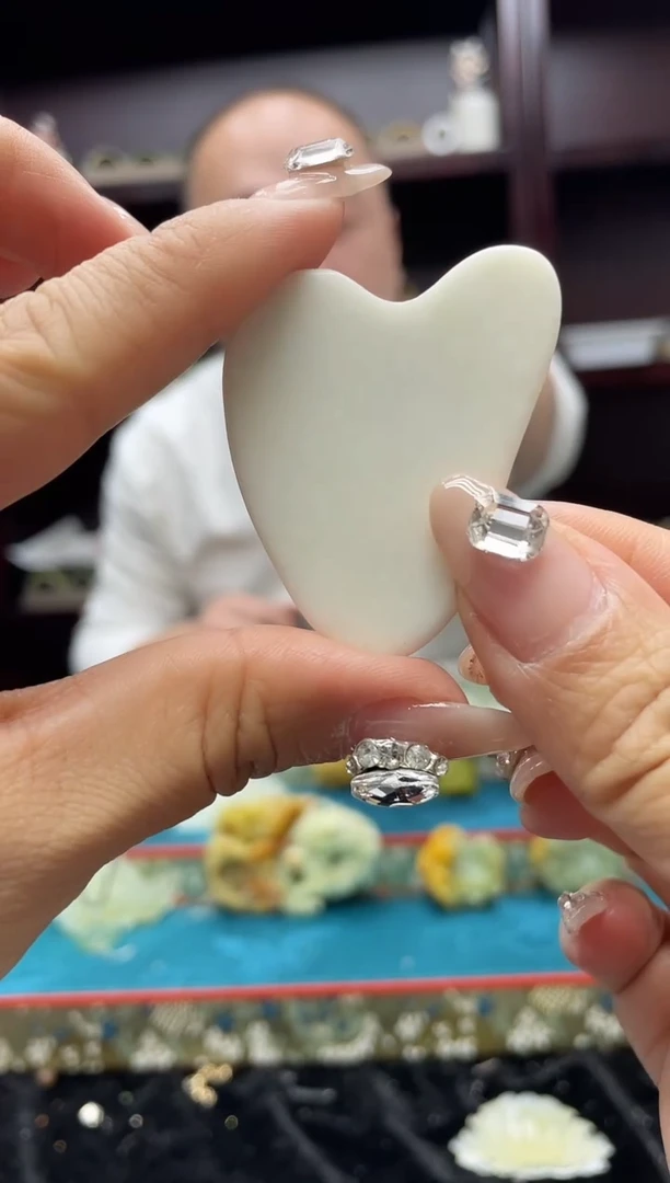 未镶嵌岫玉吊坠多样性发*货拍一发一