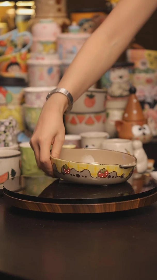 景德镇釉下彩绘设计师款式陶瓷