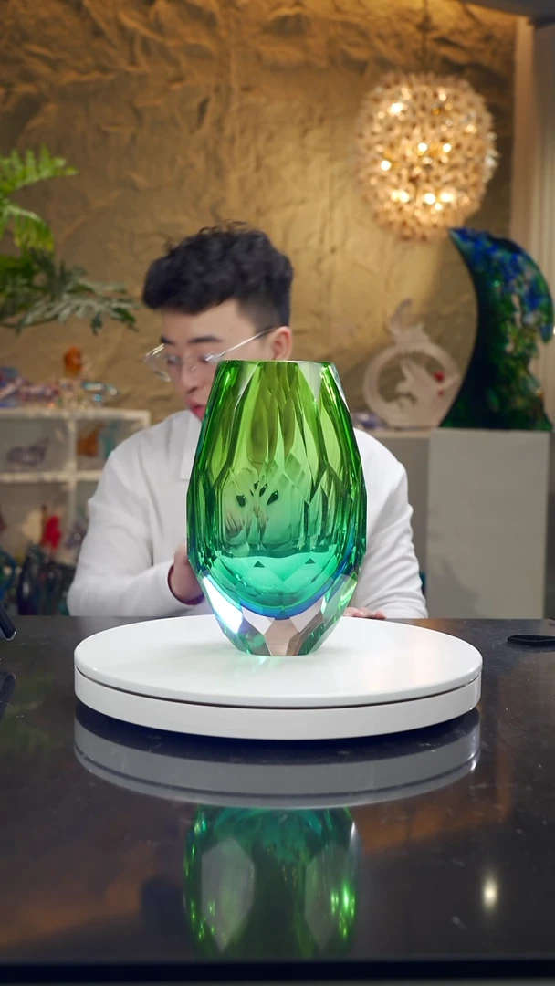 手工艺品琉璃绿蓝切面花器