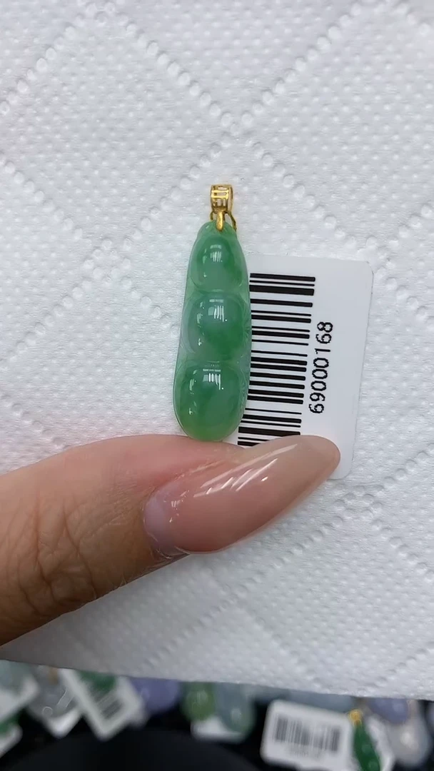 颈饰18K金镶嵌翡翠111111111111111