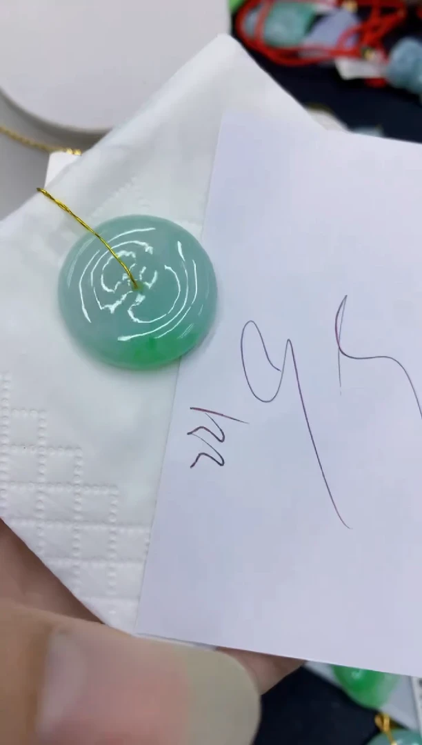 翡翠未镶嵌颈饰111111111111