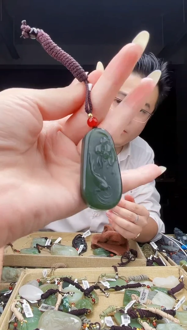 颈饰未镶嵌和田玉空*雨1