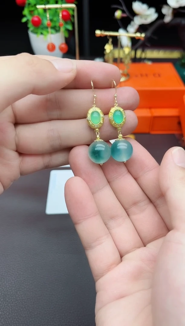 石英质玉（天山翠）银S925镶嵌耳饰L30000