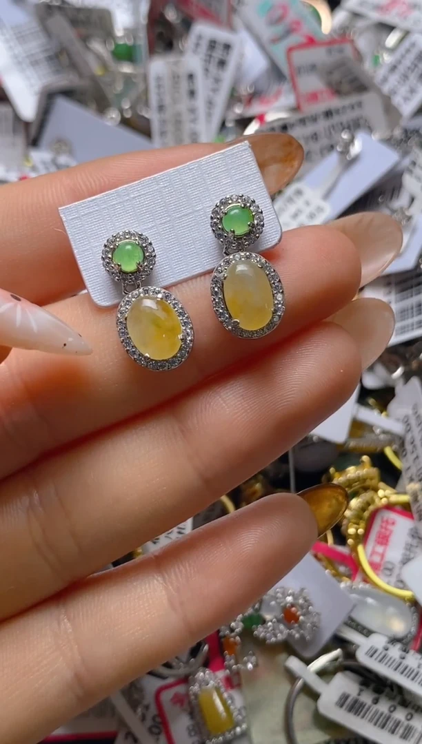 银S925镶嵌戒指翡翠百内无证书