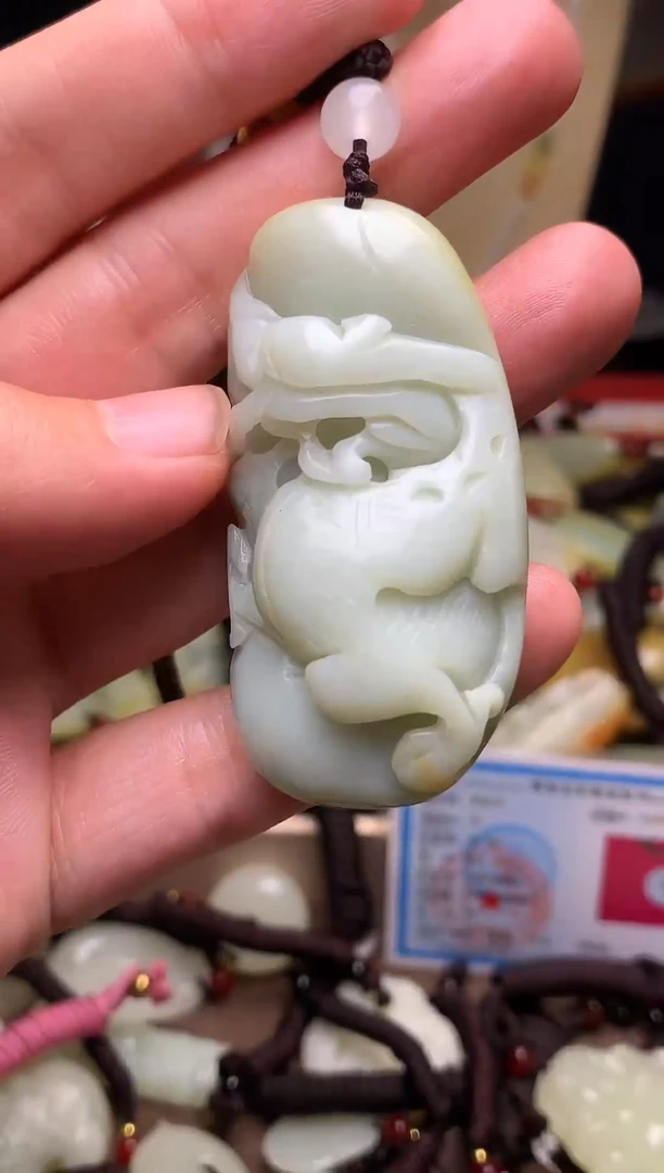 颈饰未镶嵌和田玉新疆料青海料清水和田玉吊坠