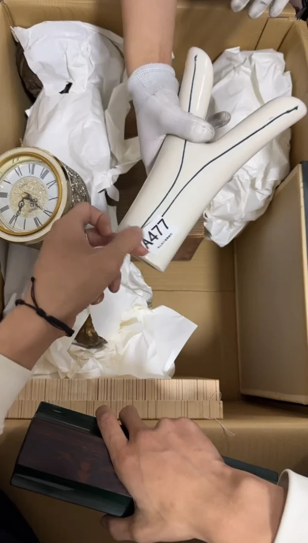 瓷片?****鸡477 中古商品，谨慎购买