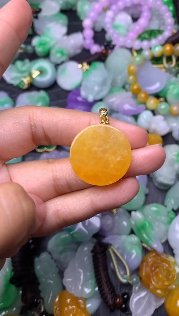 颈饰未镶嵌翡翠缅甸翡翠吊坠