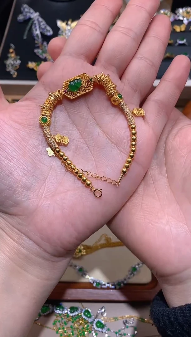 【闪购商品】翡翠手链银S925镶嵌盘缠手链