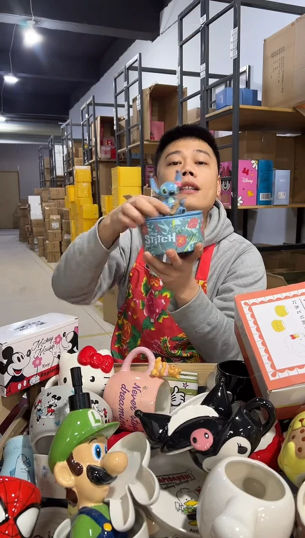 【闪购商品】杯喇叭花史迪仔首饰盒