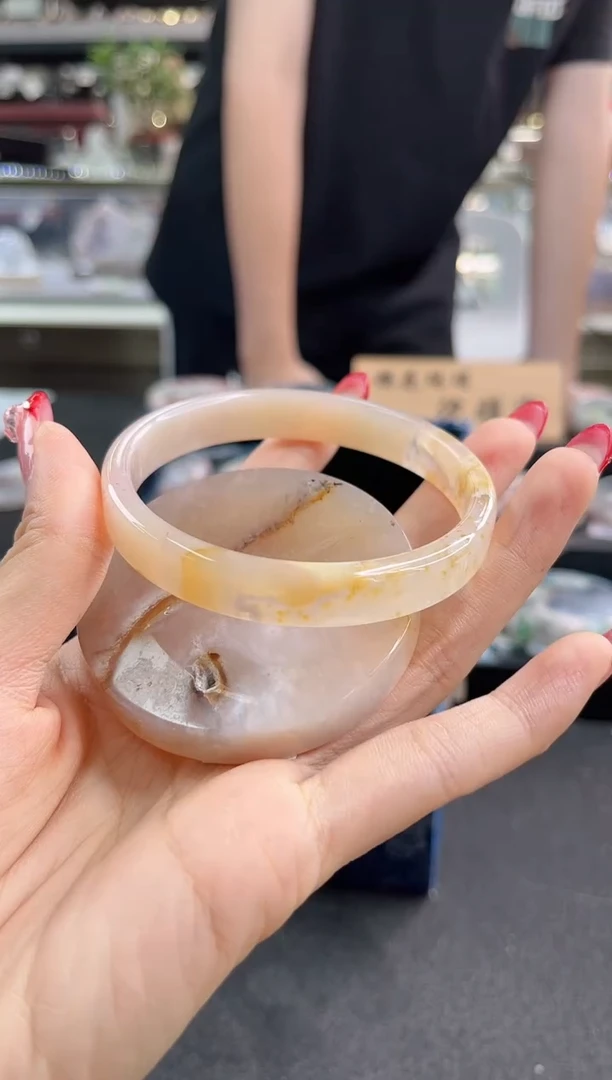 未镶嵌手镯石英质玉62圈口（不退不换）1376558