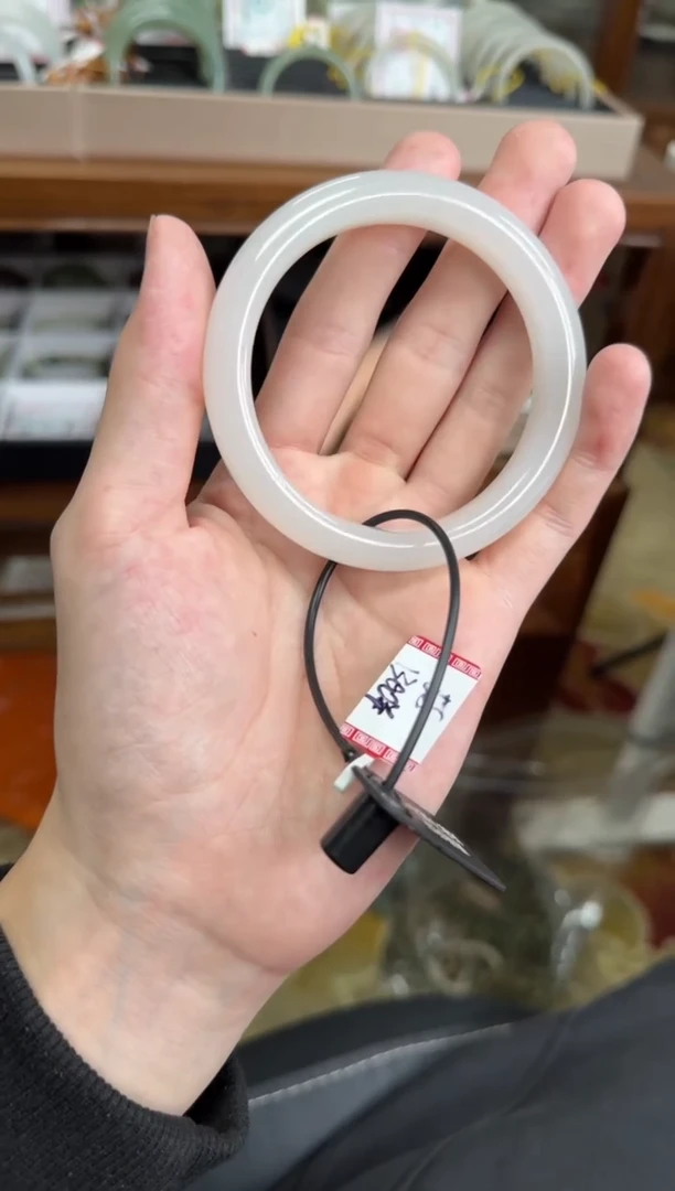 未镶嵌手镯和田玉58