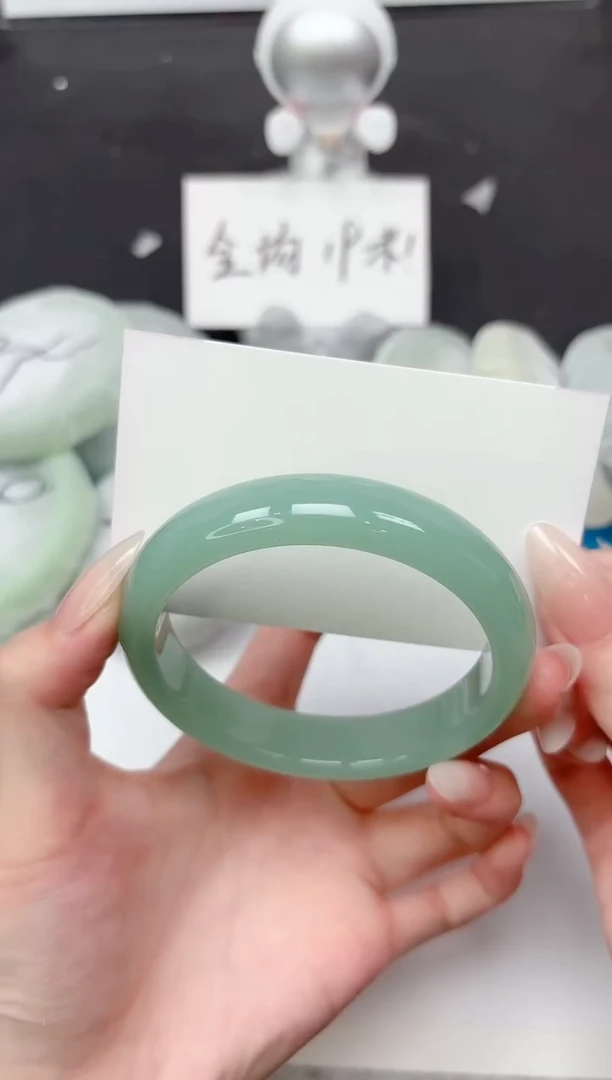 未镶嵌手镯石英质玉329-58