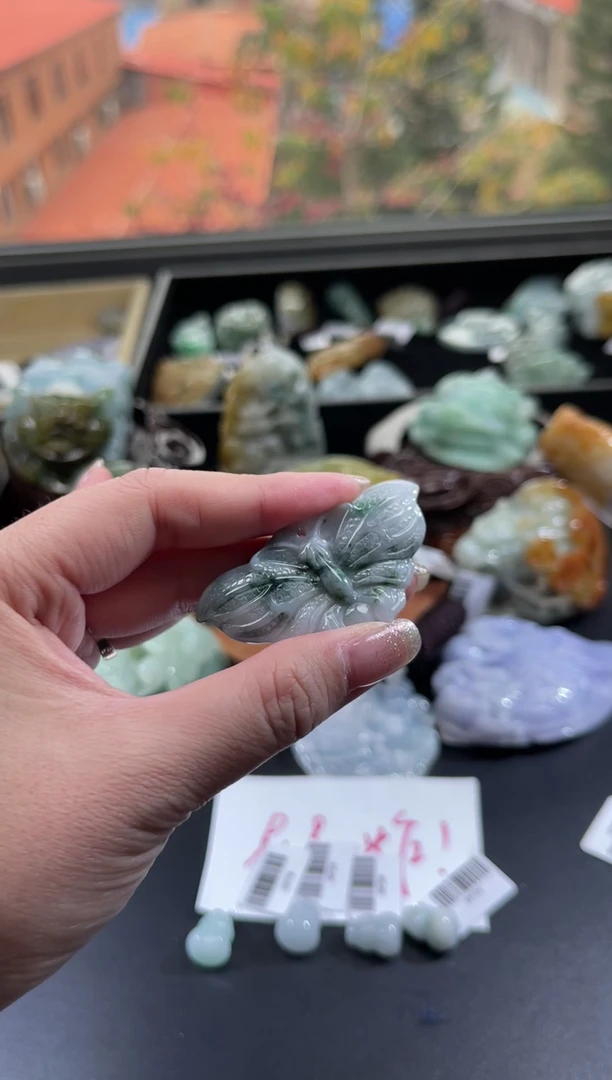 【闪购商品】翡翠颈饰未镶嵌000000086