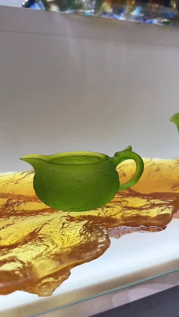 手工艺品琉璃龙凤公道杯