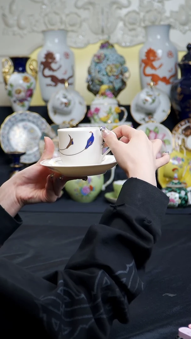 骨瓷婷婷中古器物如图所示1