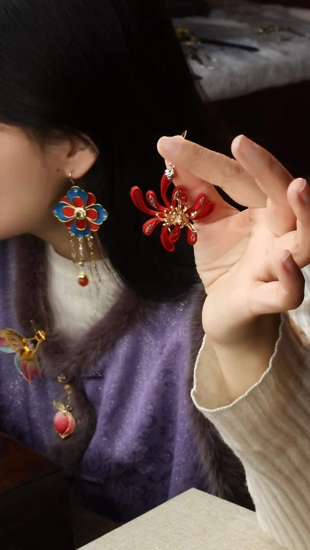 【闪购商品】刺绣耳环拍下联系客服改预售