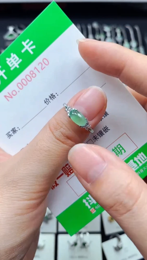 【闪购商品】翡翠戒指银S925镶嵌8120
