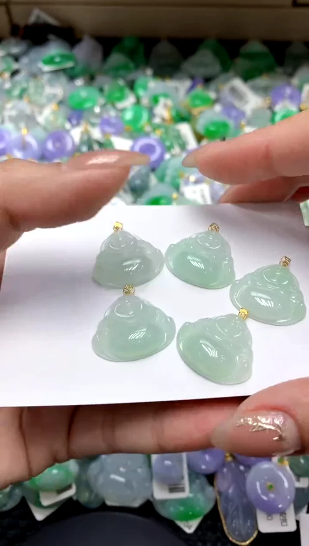 【闪购商品】翡翠颈饰18K金镶嵌111111111（多样性发其一）