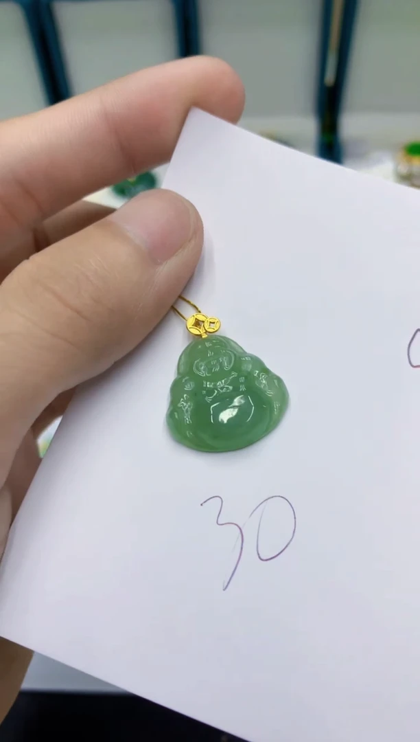 颈饰未镶嵌翡翠翡翠
