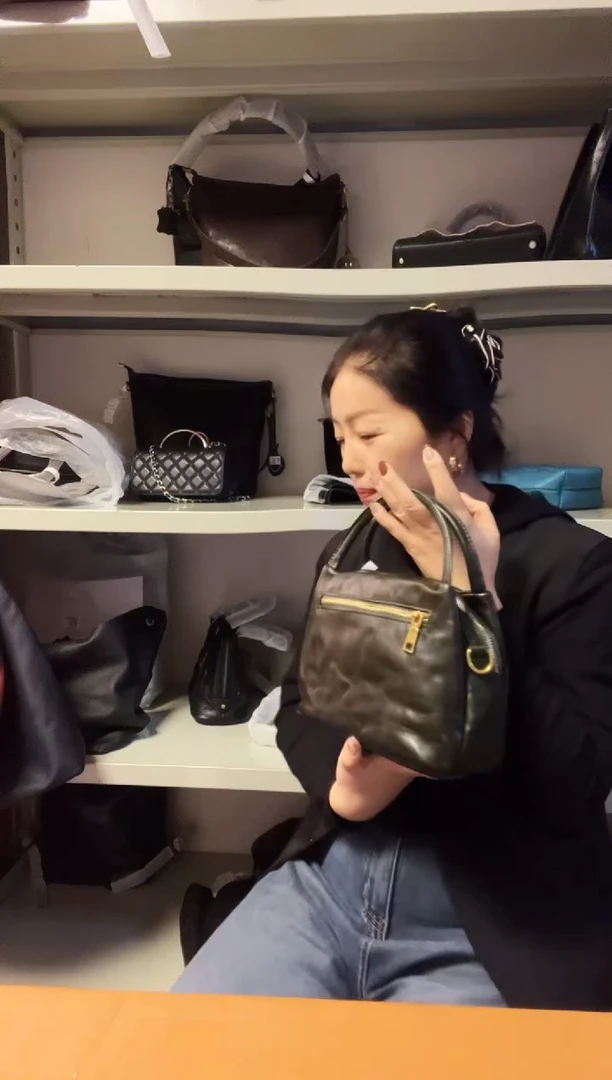 牛皮（革）高端订制时尚百搭女士手提斜跨包