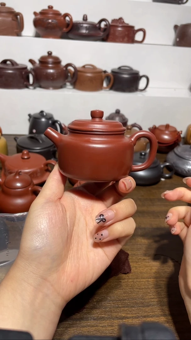 宜兴黄龙山原矿紫砂3