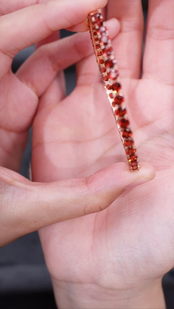 【闪购商品】石榴石手镯银S925镶嵌手镯