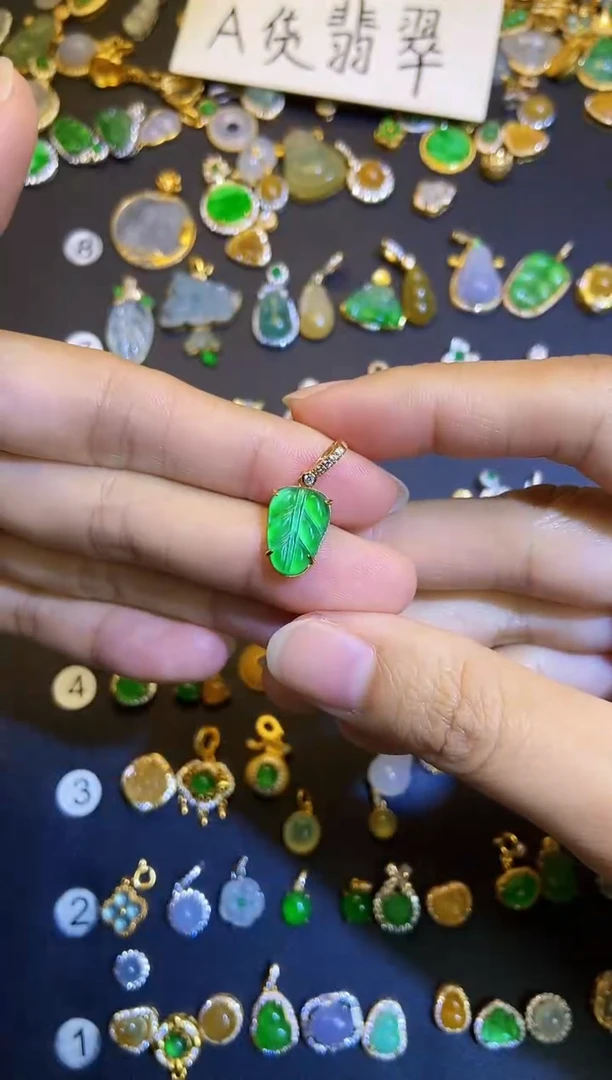 吊坠(不含链)银S925镶嵌翡翠1