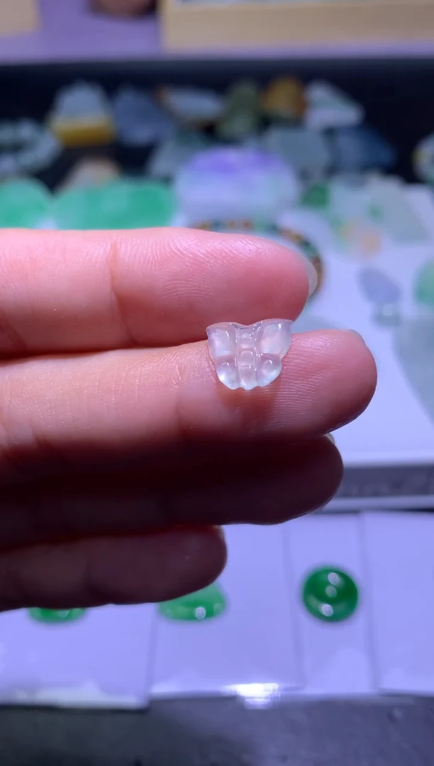 定制翡翠未镶嵌毛货