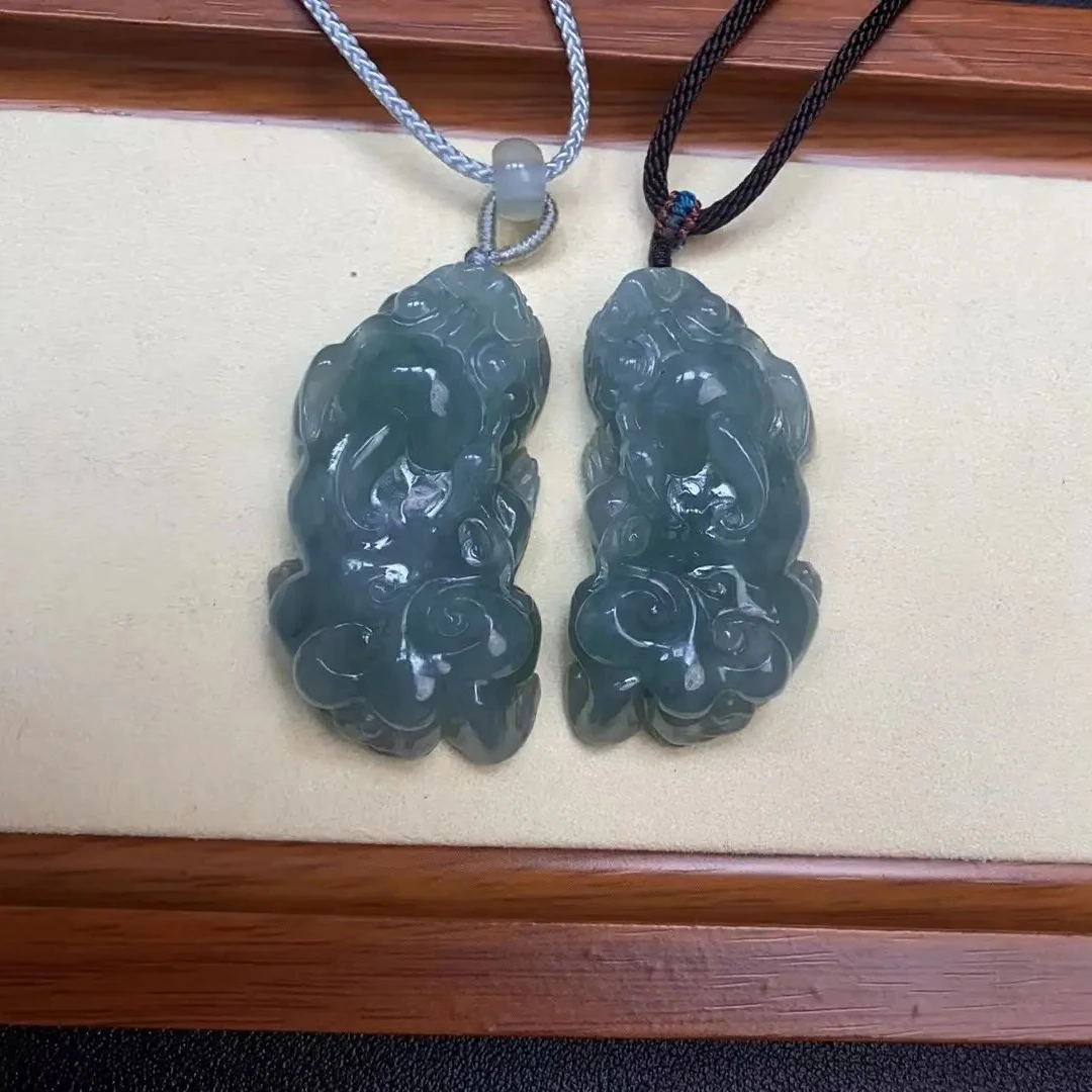 天然气质翡翠貔貅（多样性发货发其一）时尚精雕守护神情侣坠链