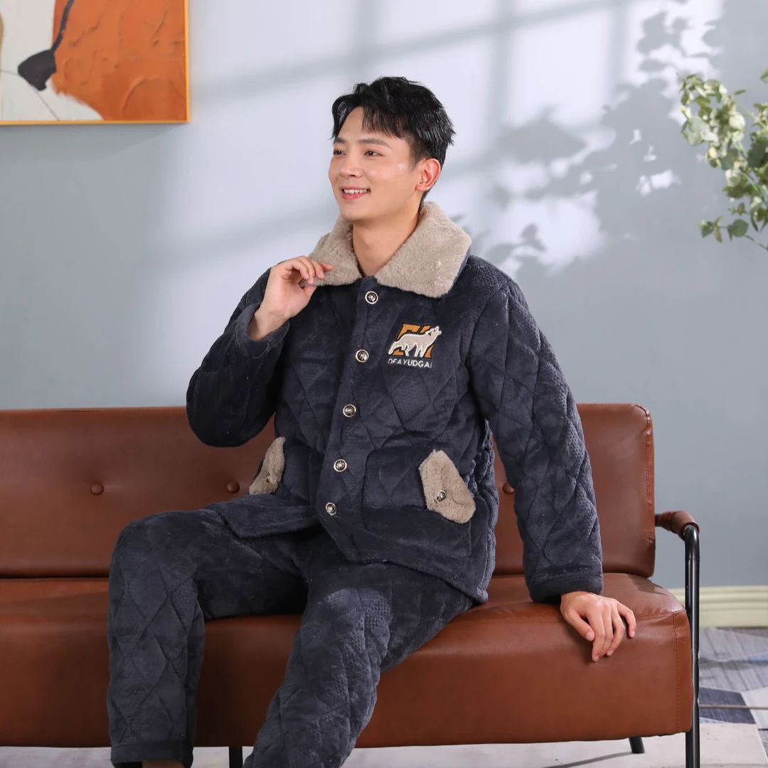 男士冬季三层夹棉加厚牛奶绒保暖睡衣家居服套装