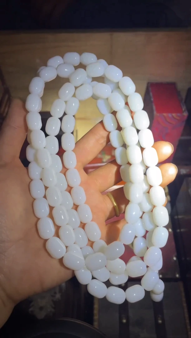 和田玉未镶嵌颈饰羊脂白108颗项链1件老型珠