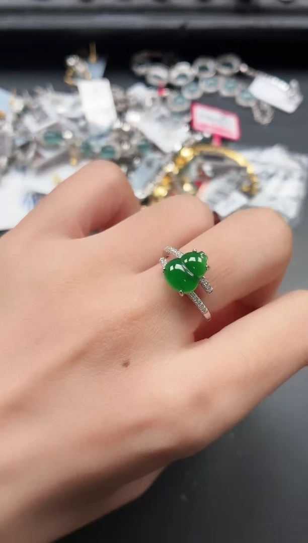 银S925镶嵌戒指翡翠1