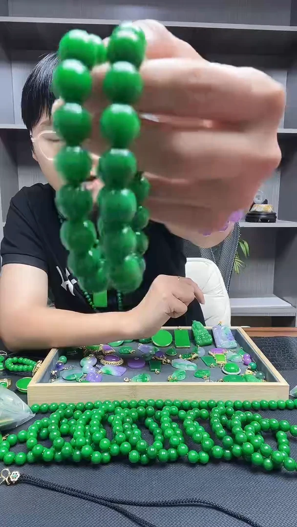 未镶嵌手链翡翠手链