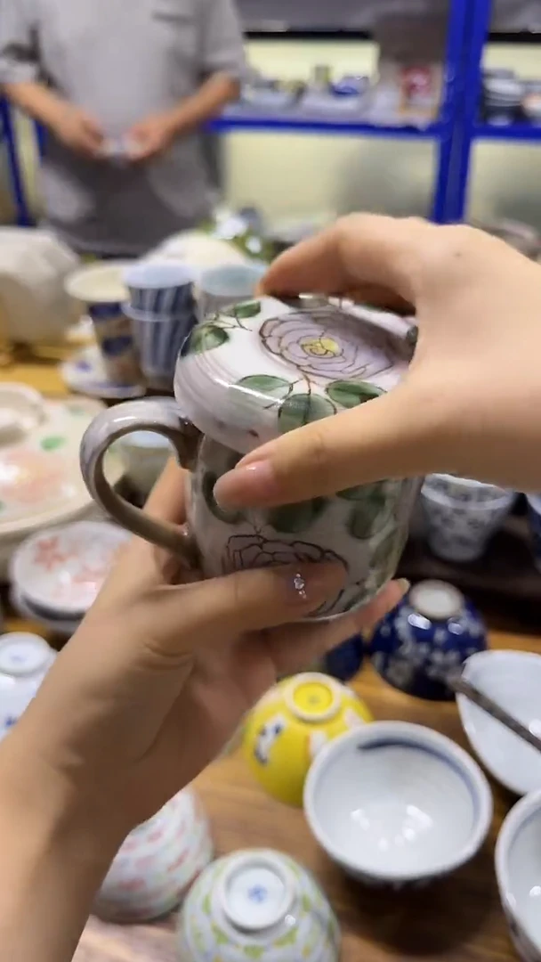 其他的都好看  濑户烧带盖马克杯