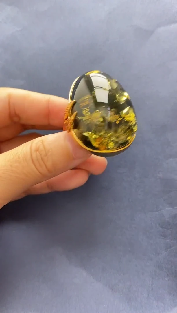裸石琥珀未镶嵌戒指