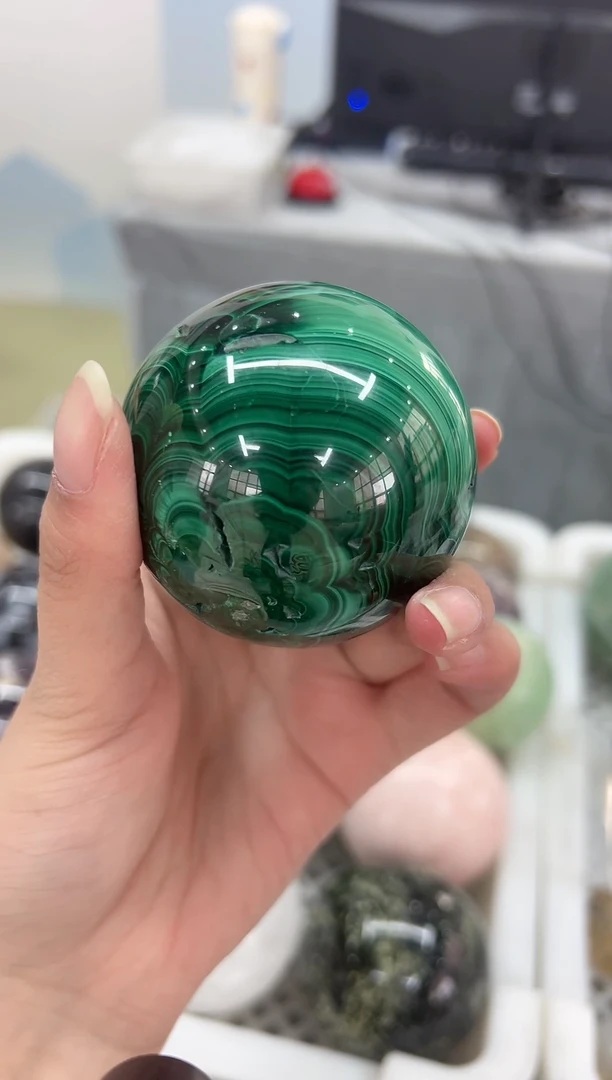 未镶嵌孔雀石珠宝奇石S327 约6.0cm