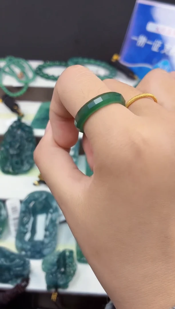 颈饰未镶嵌翡翠DLZ25121417